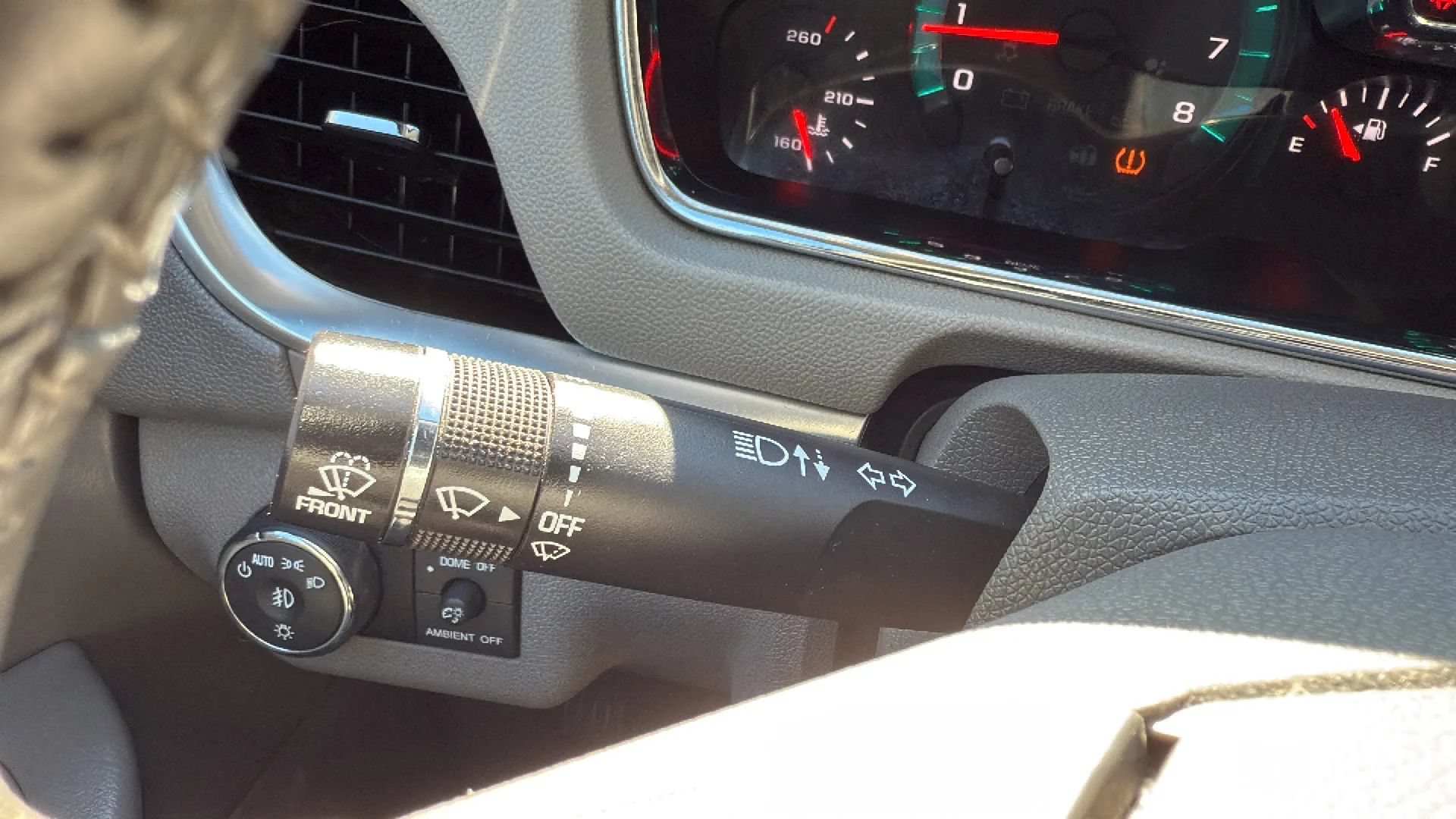 Used 2016 Chevrolet Traverse LTZ AWD/4WD image 13