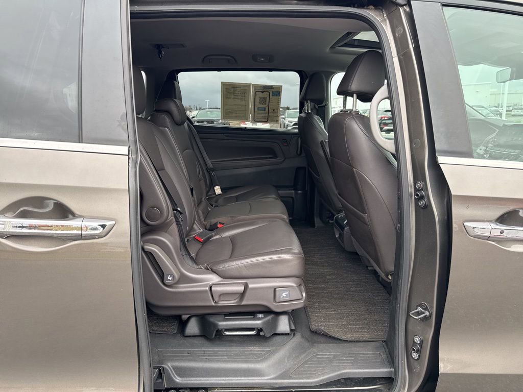 Used 2023 Honda Odyssey EX-L image 32