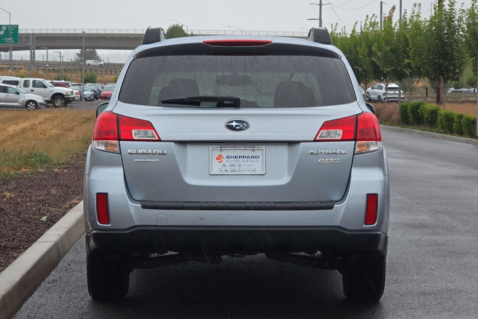 Used 2013 Subaru Outback 2.5i Premium AWD/4WD image 4