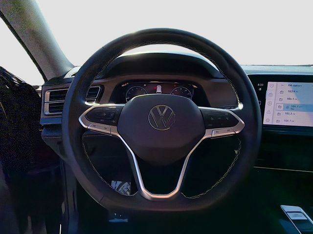 Used 2024 Volkswagen Atlas SE image 11