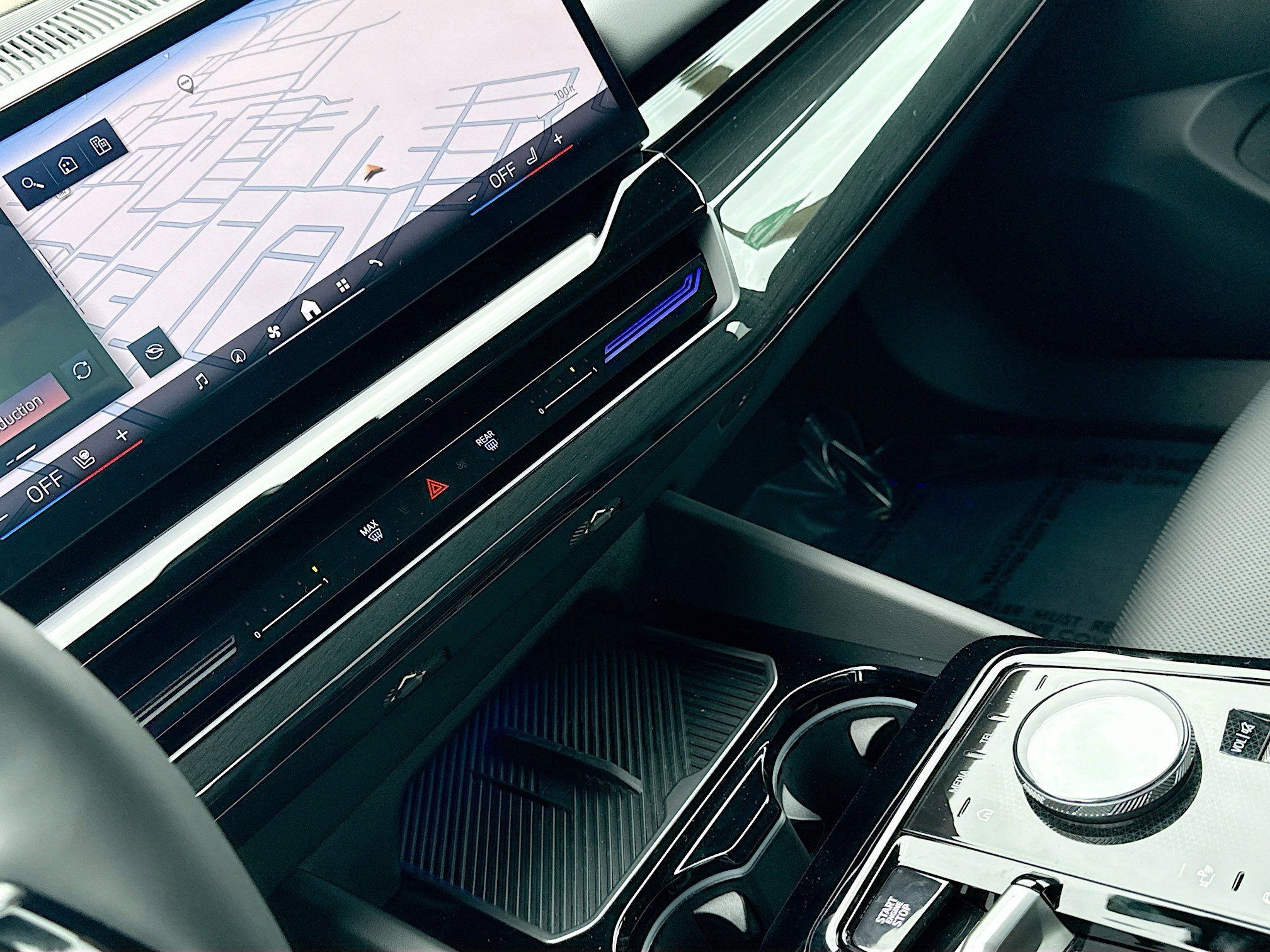 Used 2025 BMW 530i image 28