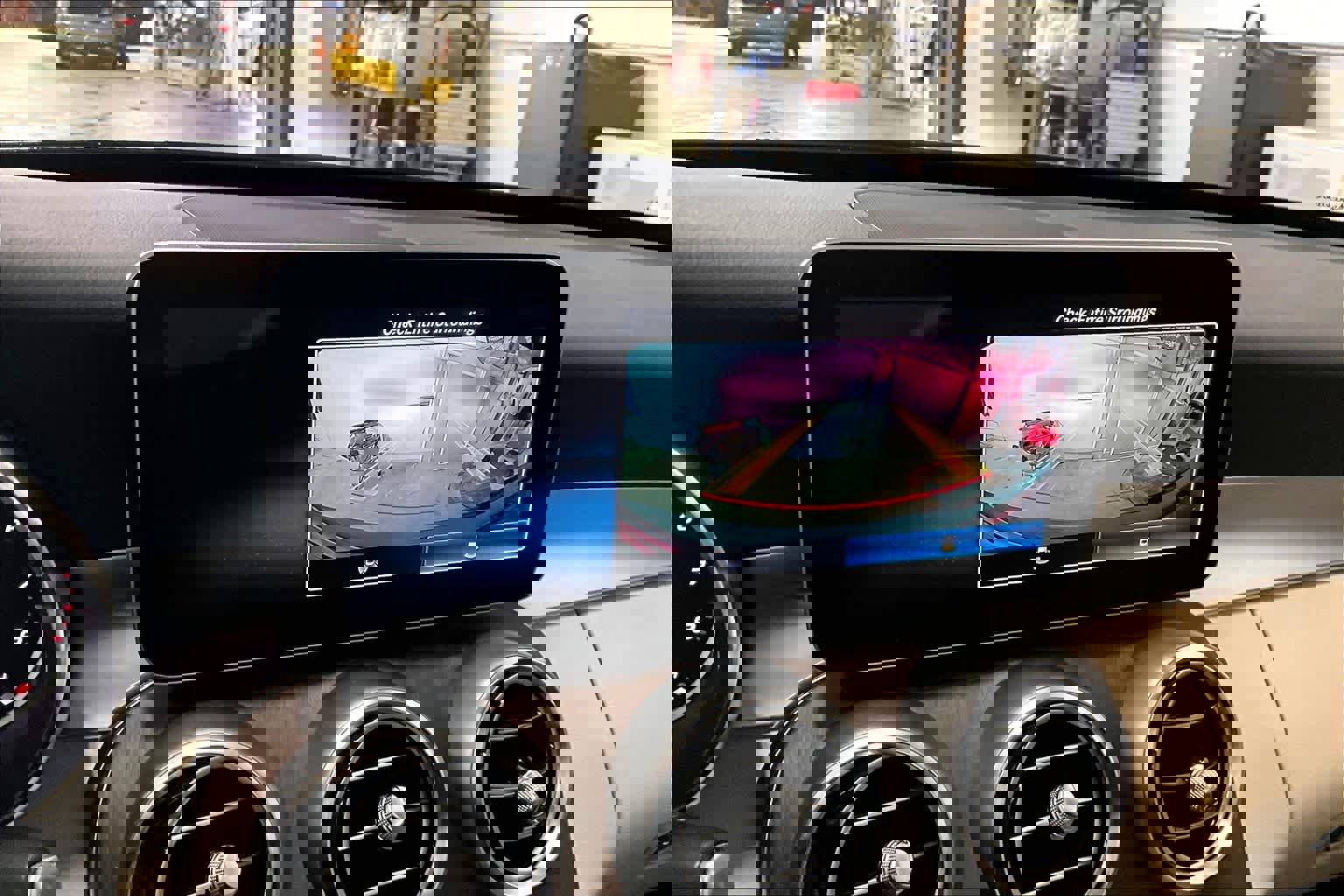 Used 2020 Mercedes-Benz C 300 4MATIC Sedan image 29