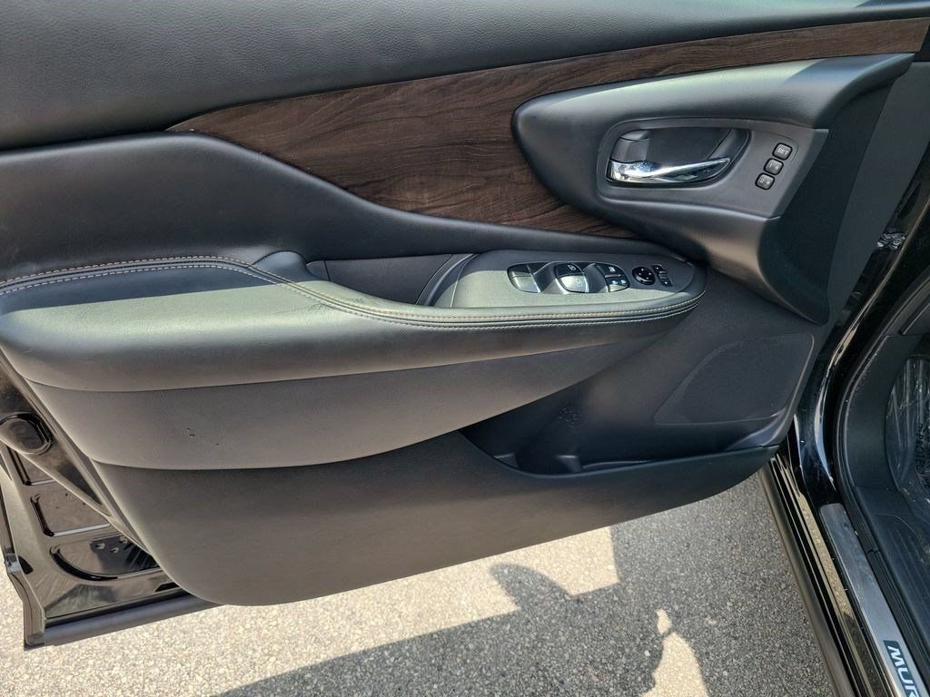 Used 2023 Nissan Murano Platinum w/ Cargo Package FWD image 22