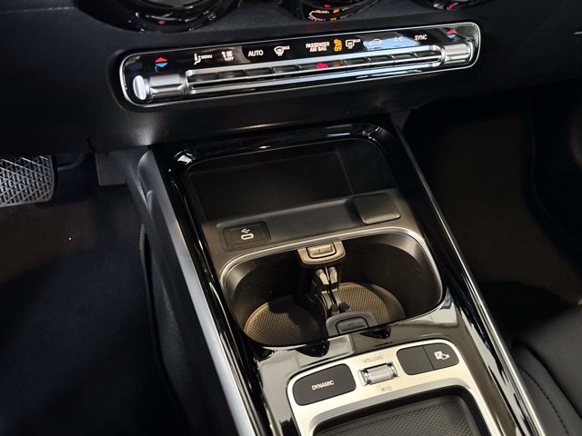 New 2026 Mercedes-Benz GLB 250 4MATIC image 26