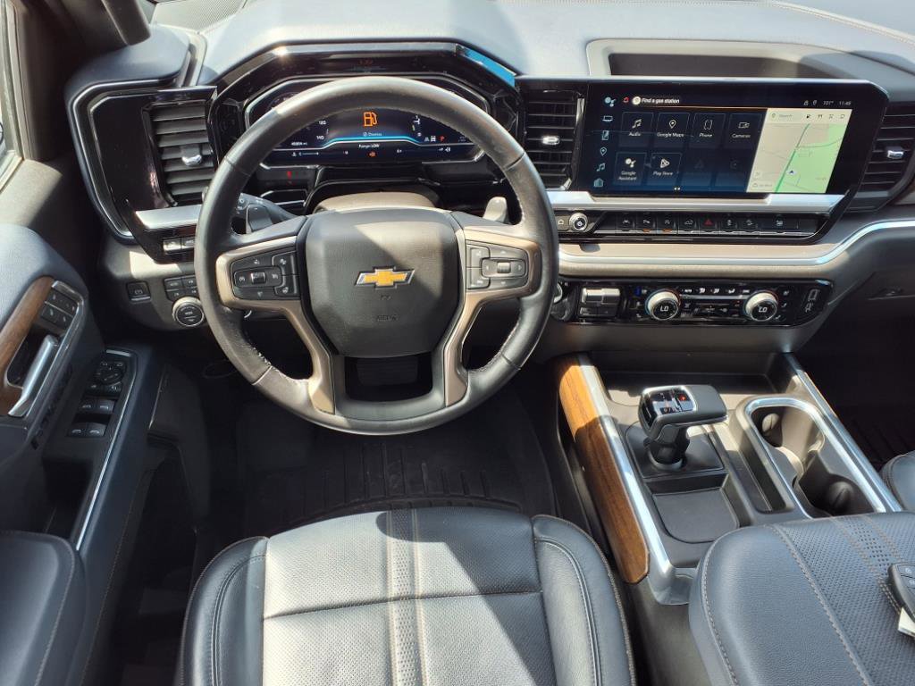 Used 2023 Chevrolet Silverado 1500 High Country w/ Technology Package image 18