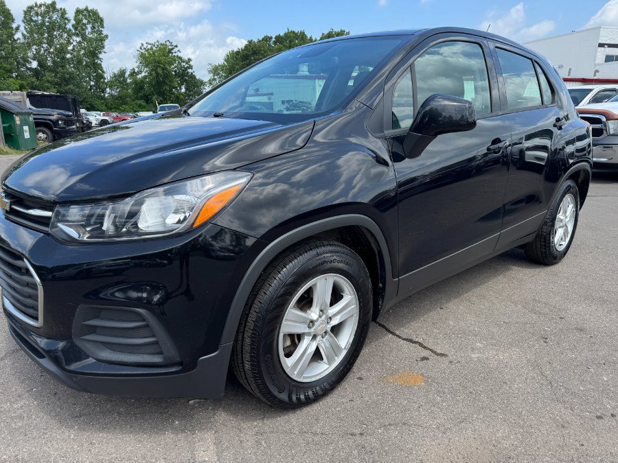 Used 2020 Chevrolet Trax LS FWD image 9