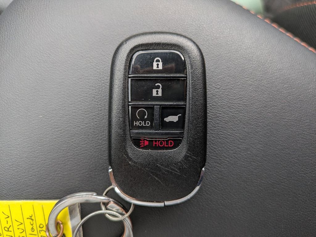 Used 2025 Honda HR-V Sport image 29