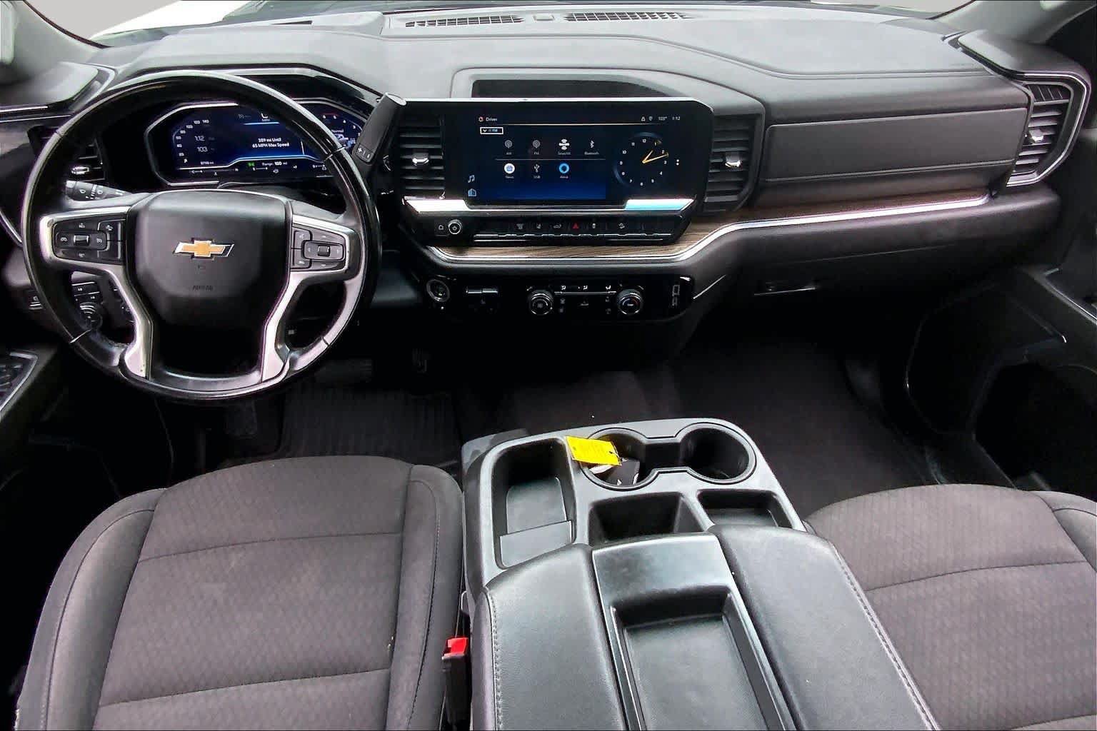 Used 2024 Chevrolet Silverado 2500 LT AWD/4WD image 16