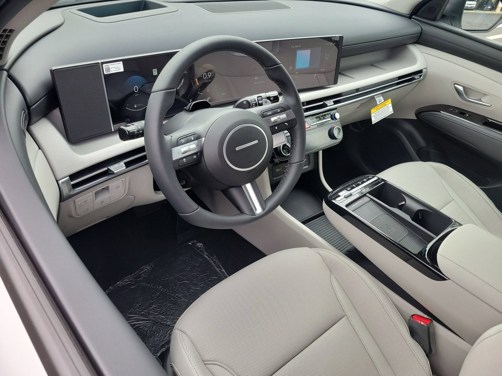 New 2026 Hyundai Tucson Limited FWD image 6