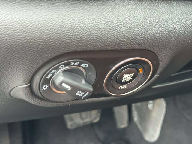 Used 2022 Maserati Levante GT AWD/4WD image 24