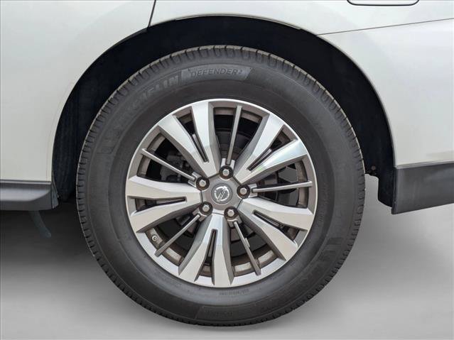 Used 2019 Nissan Pathfinder SV FWD image 17