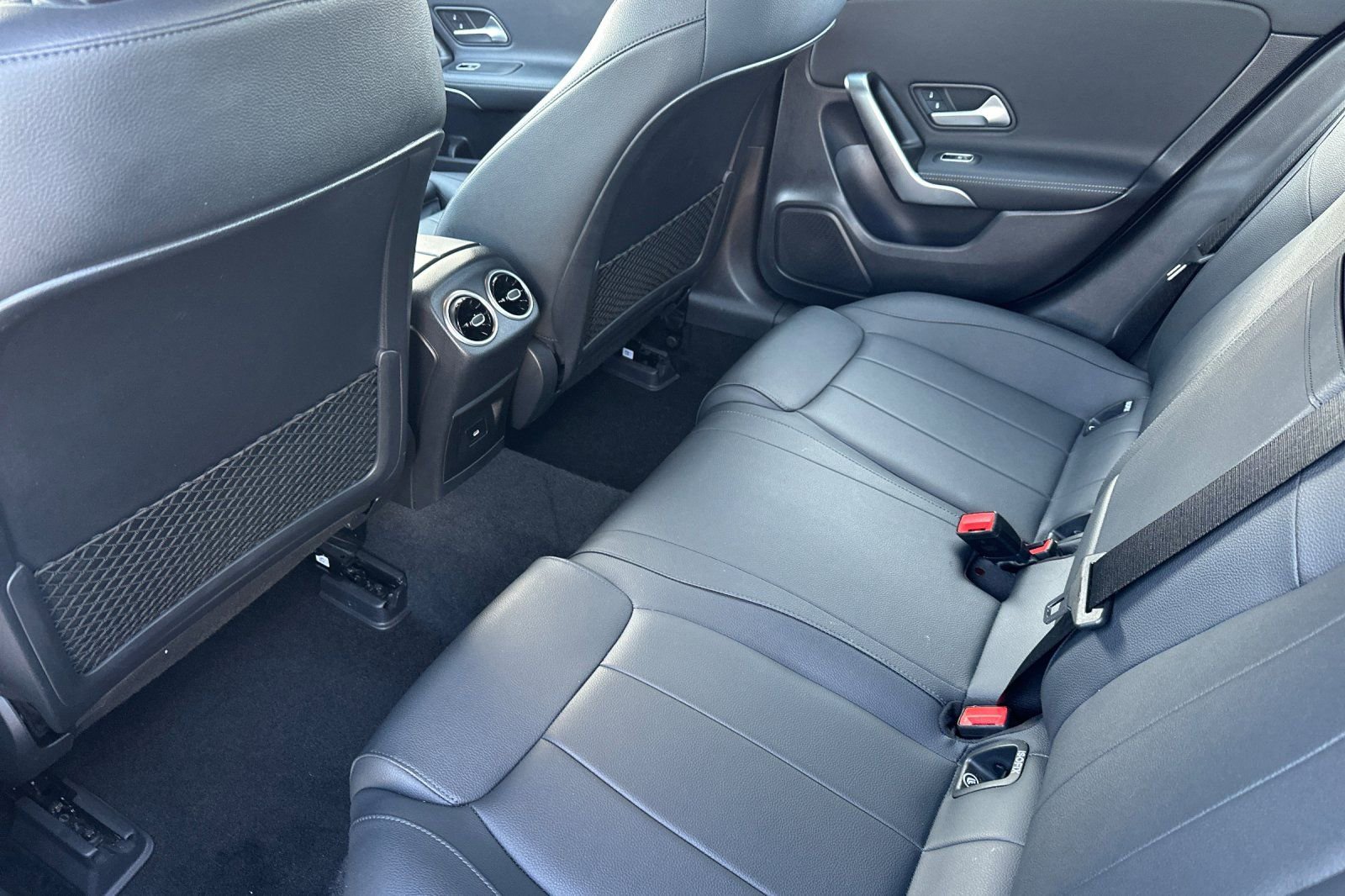 Used 2025 Mercedes-Benz CLA 250 image 15