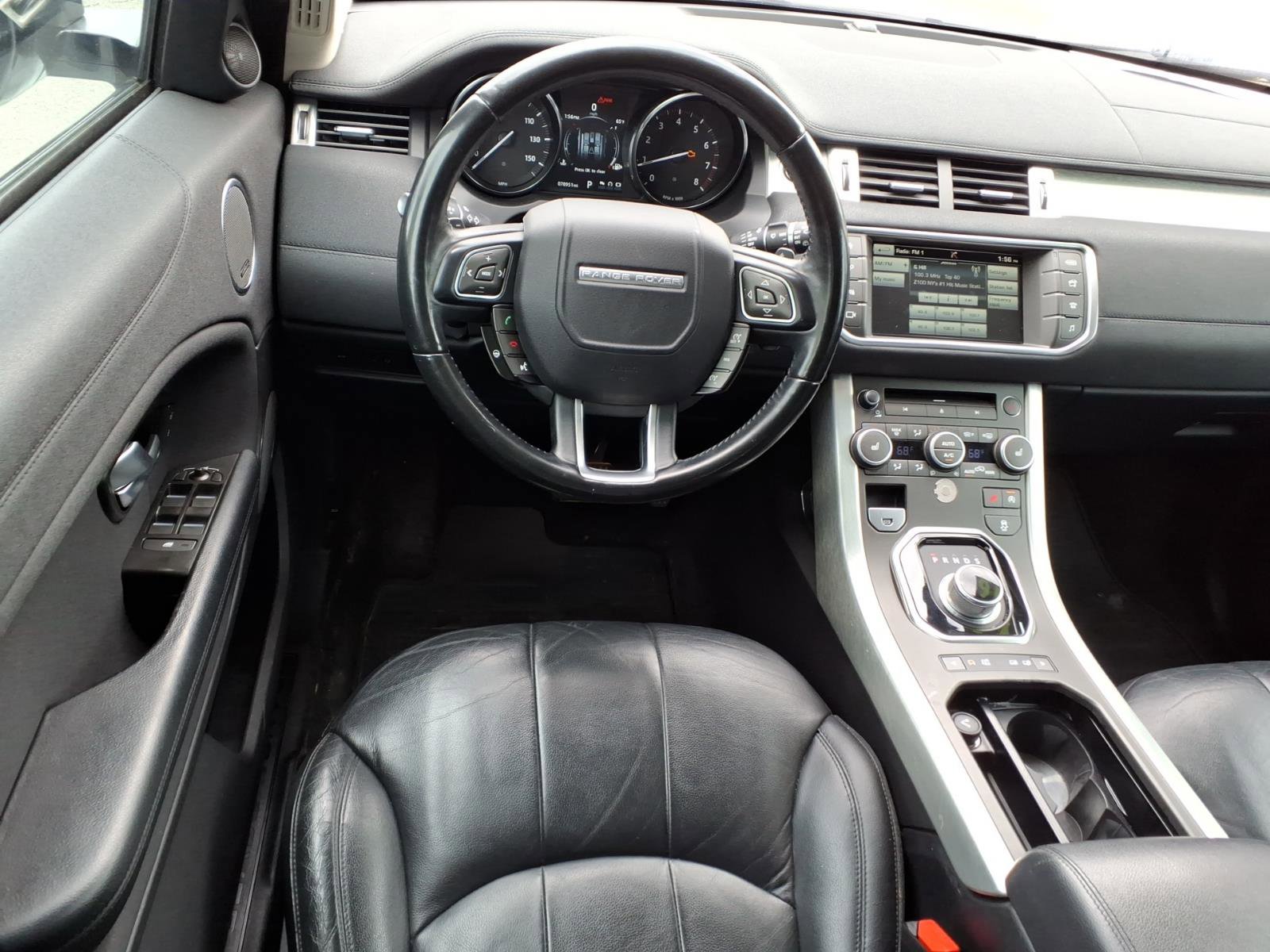 Used 2016 Land Rover Range Rover Evoque SE AWD/4WD image 7