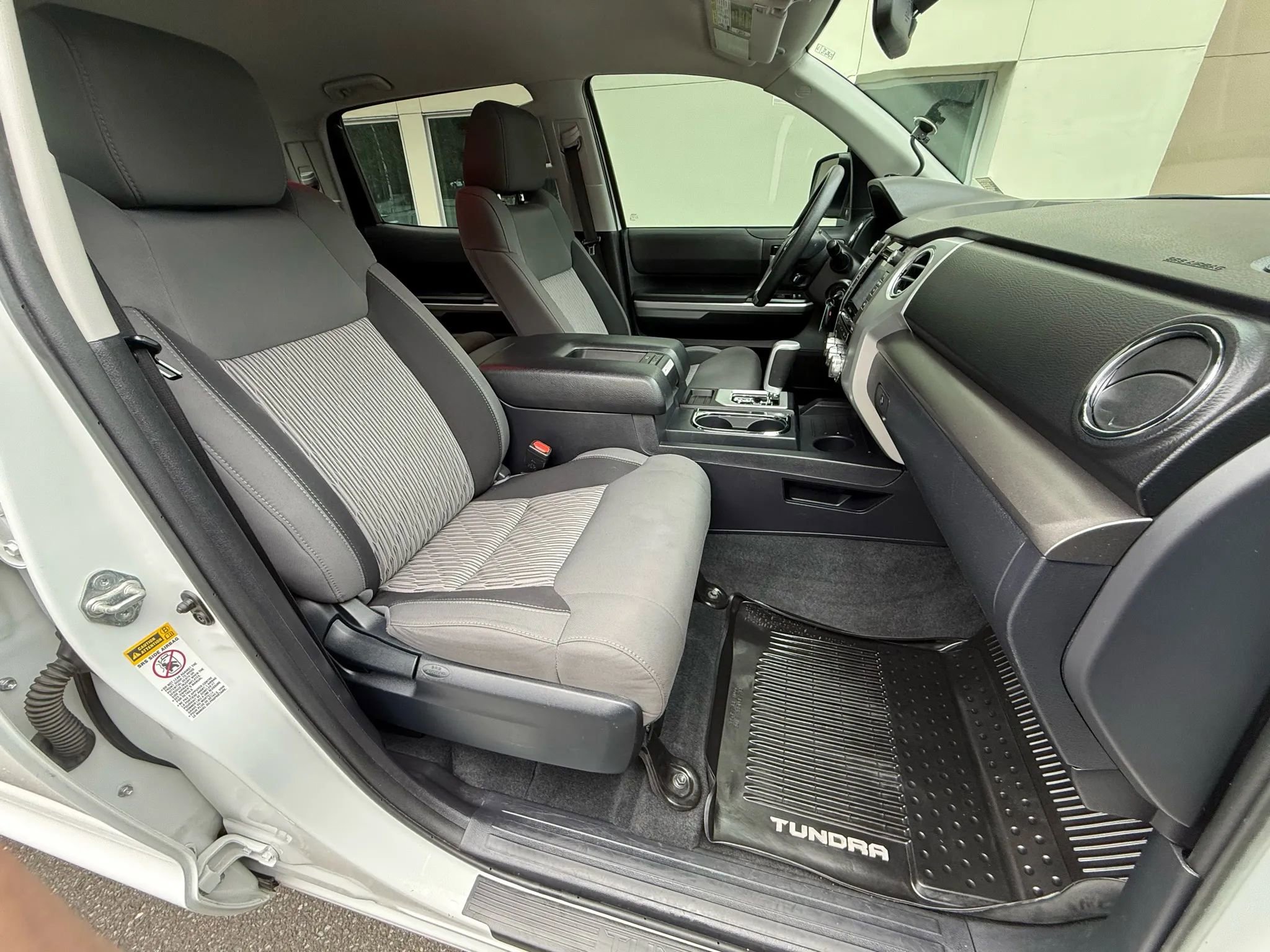 Used 2017 Toyota Tundra SR5 image 22