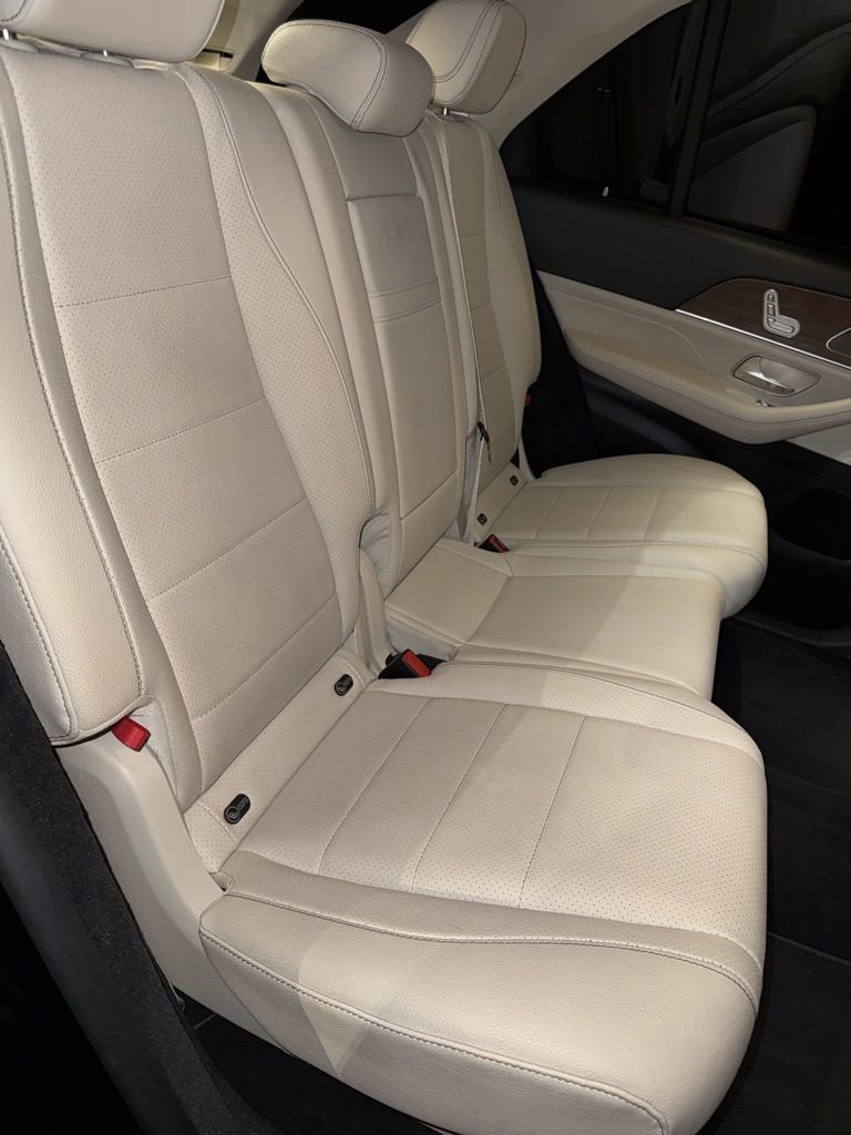 Used 2021 Mercedes-Benz GLE 350 w/ 3rd Row Seat Package image 7