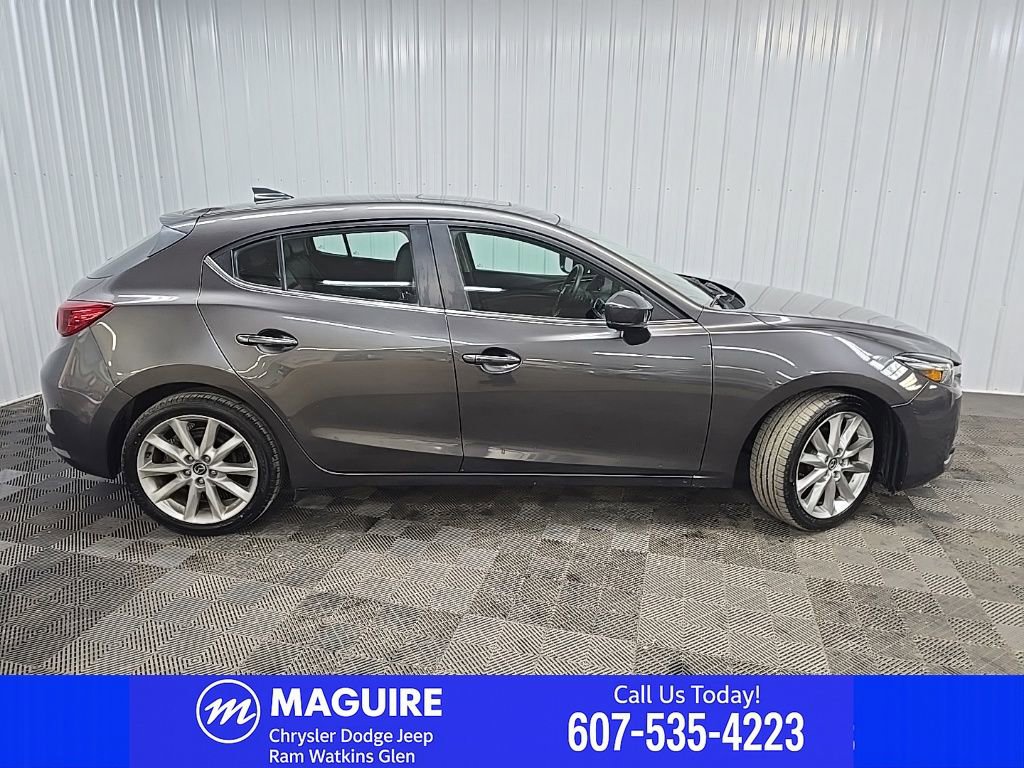 Used 2017 MAZDA MAZDA3 Grand Touring w/ Premium Equipment Package FWD image 2