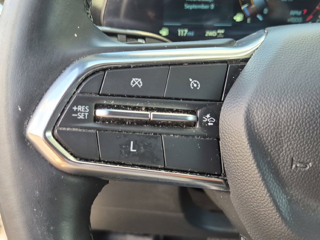 Used 2025 Chevrolet Equinox LT w/ Safety and Technology Package AWD/4WD image 21