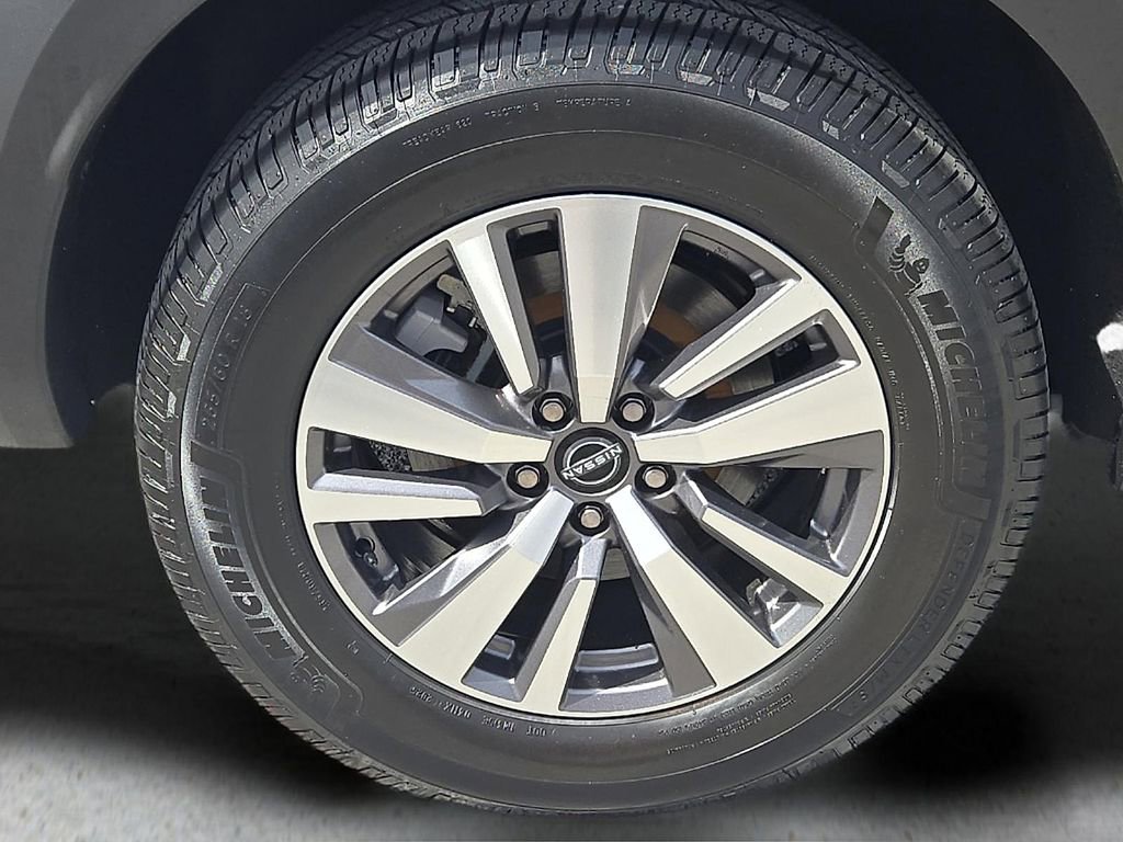 Used 2023 Nissan Pathfinder SL AWD/4WD image 8