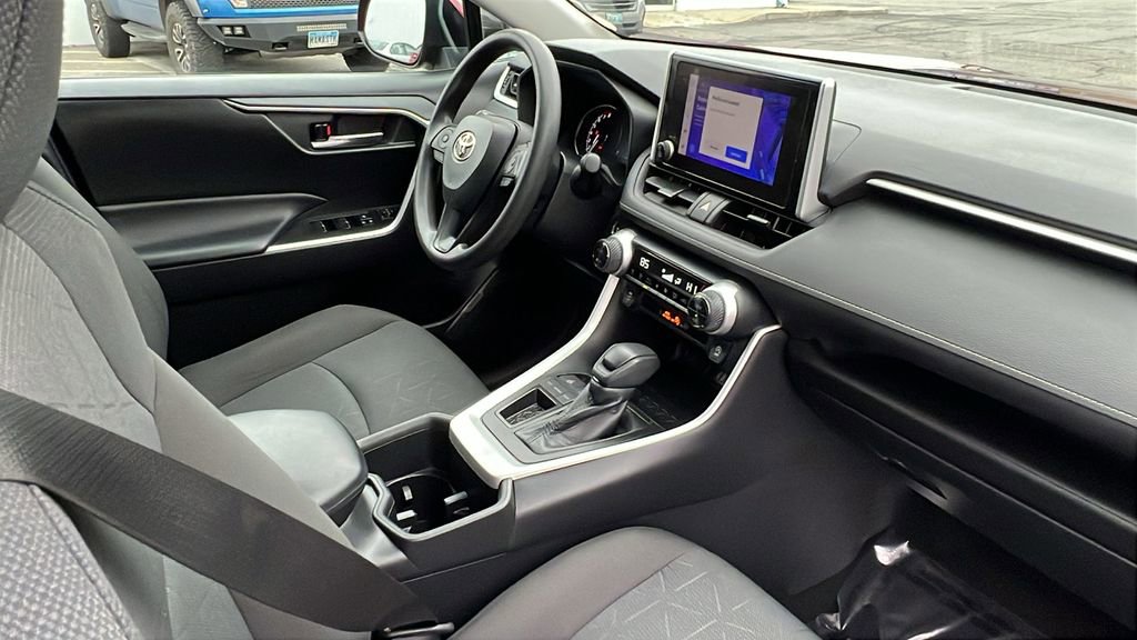 Used 2023 Toyota RAV4 XLE image 11