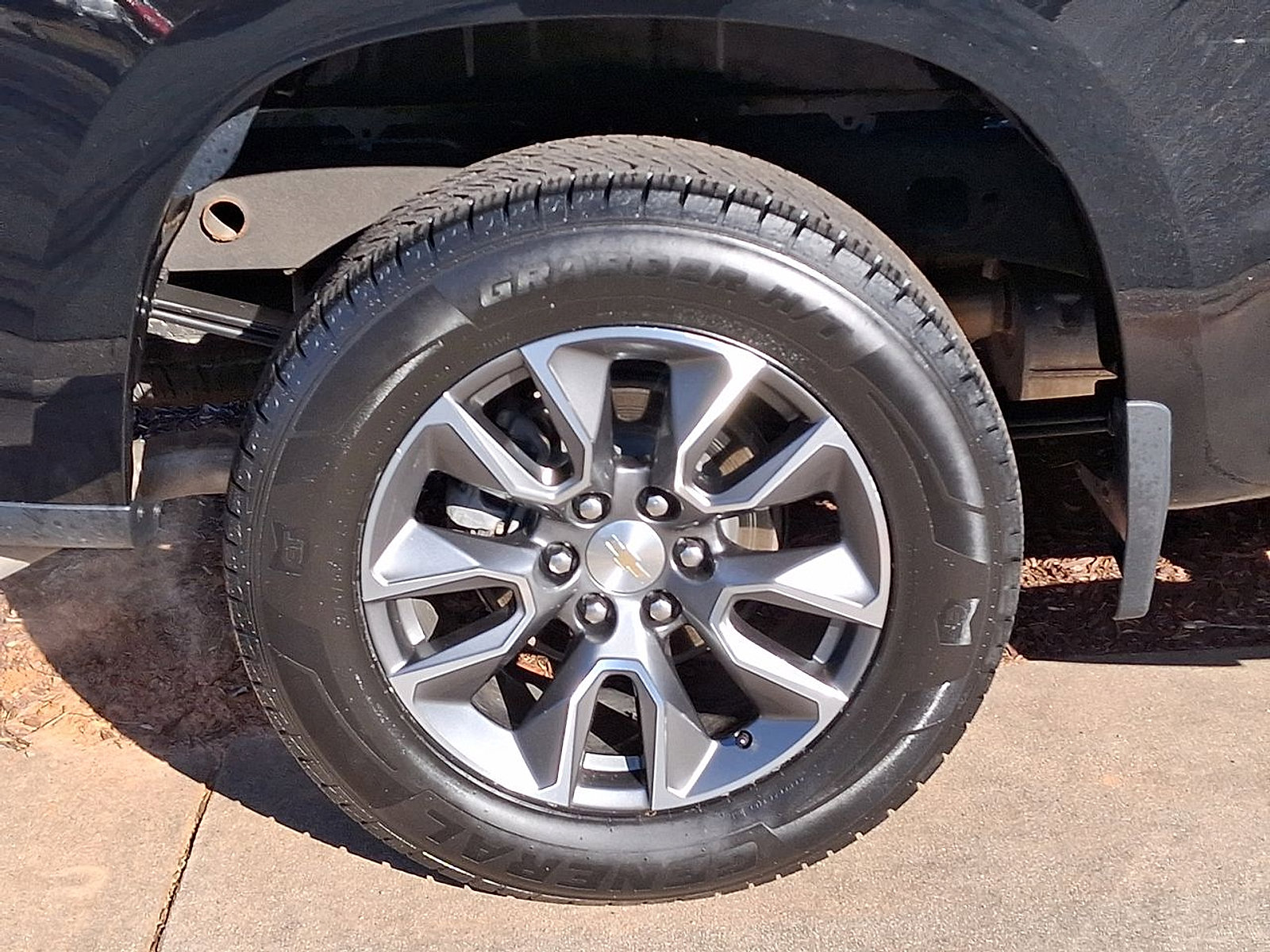 Used 2024 Chevrolet Silverado 1500 LT image 20