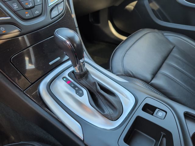 Used 2017 Buick Regal AWD image 27