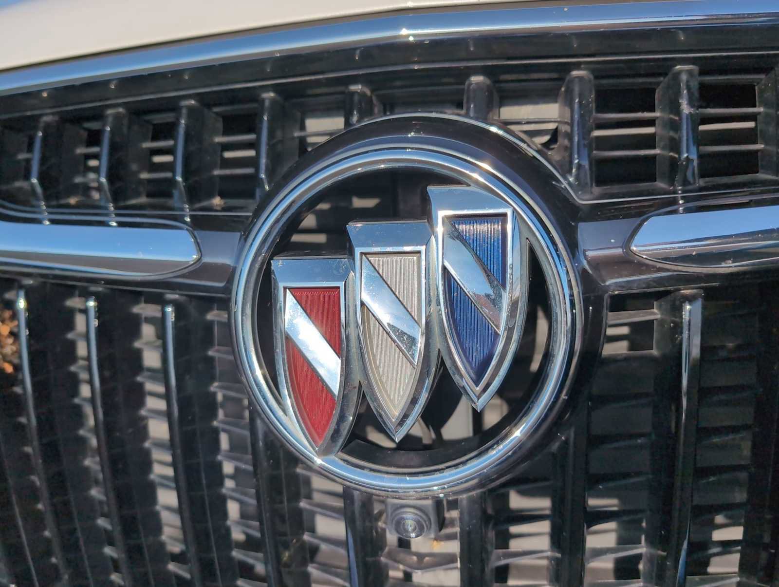 Used 2018 Buick Enclave Premium w/ LPO, Hit The Road Package image 31