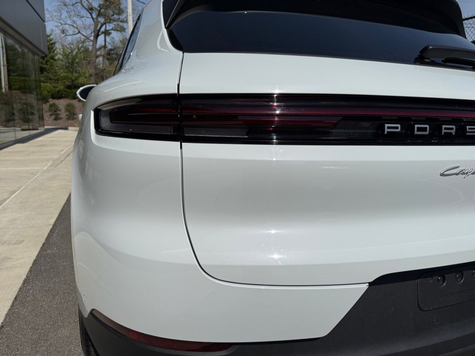 Certified 2025 Porsche Cayenne S image 14