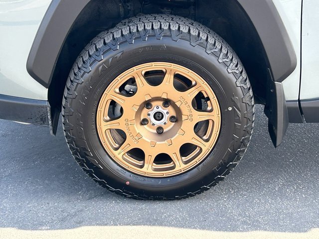 Used 2021 Toyota RAV4 TRD Off-Road image 12