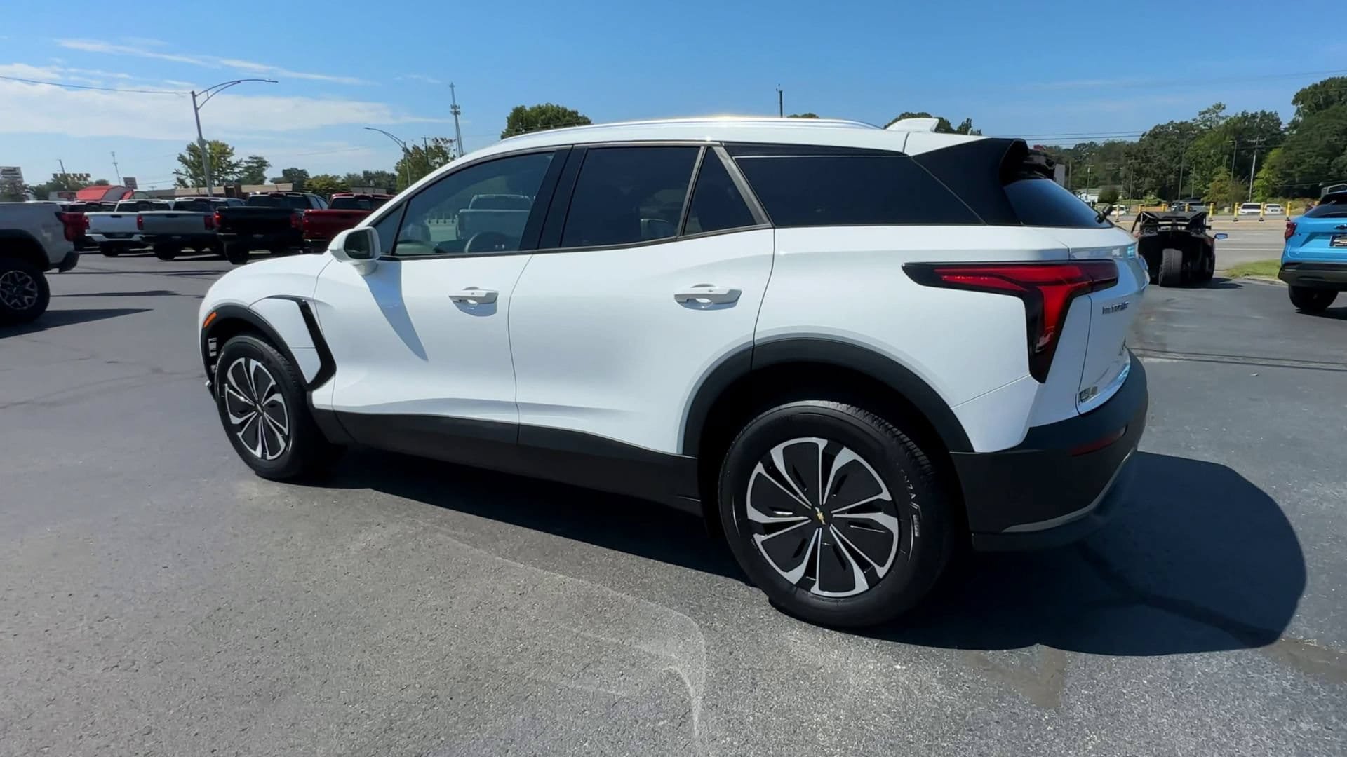 Used 2025 Chevrolet Blazer EV LT AWD/4WD image 6