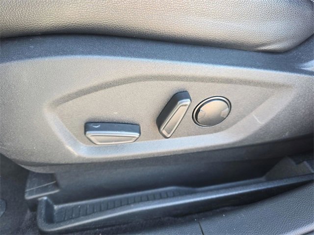 Used 2024 Ford Edge Titanium image 15