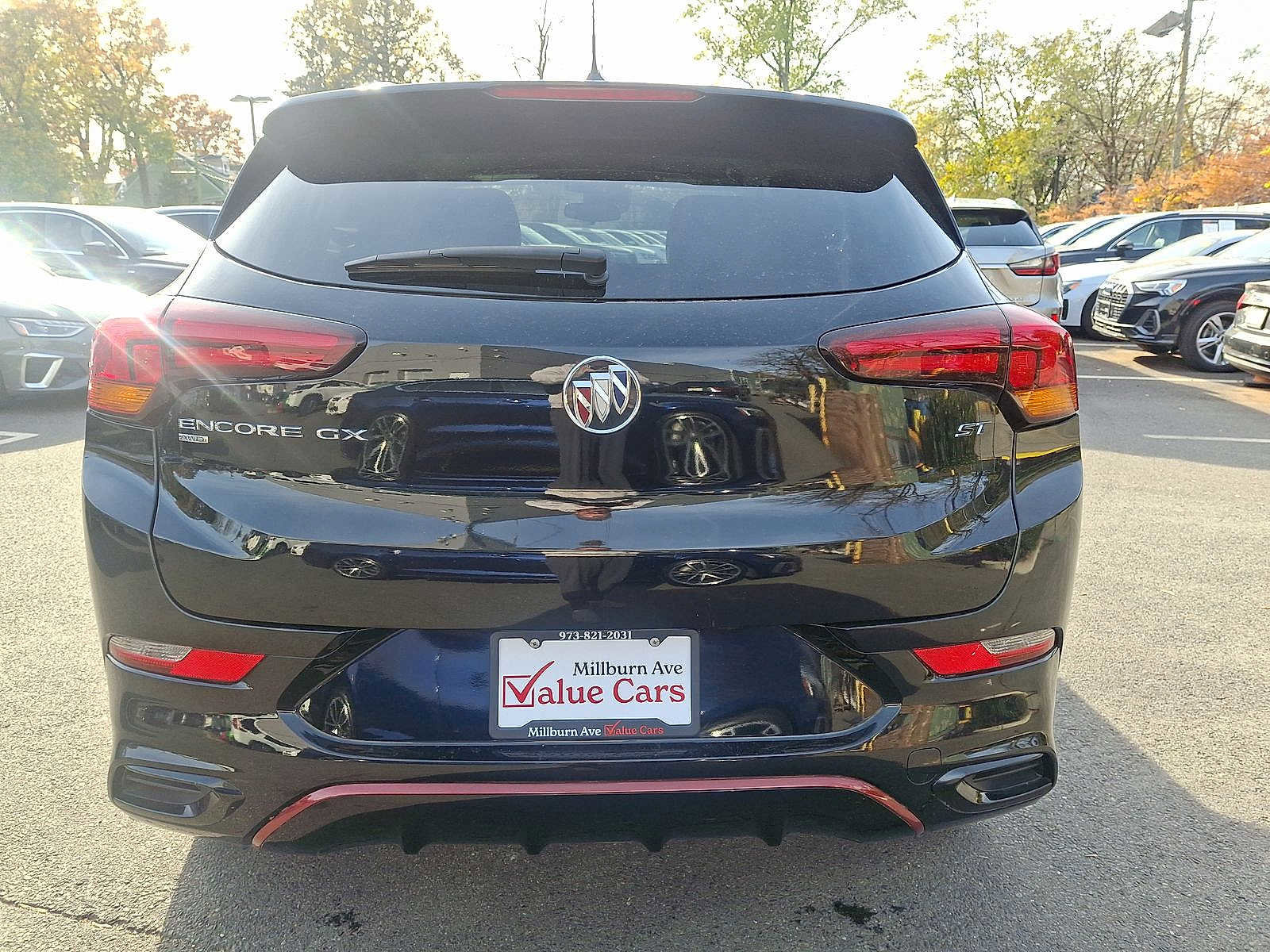 Used 2023 Buick Encore GX Select w/ Sport Touring Package image 20