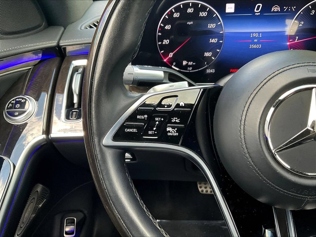 Used 2022 Mercedes-Benz S 500 4MATIC w/ AMG Line Package image 10