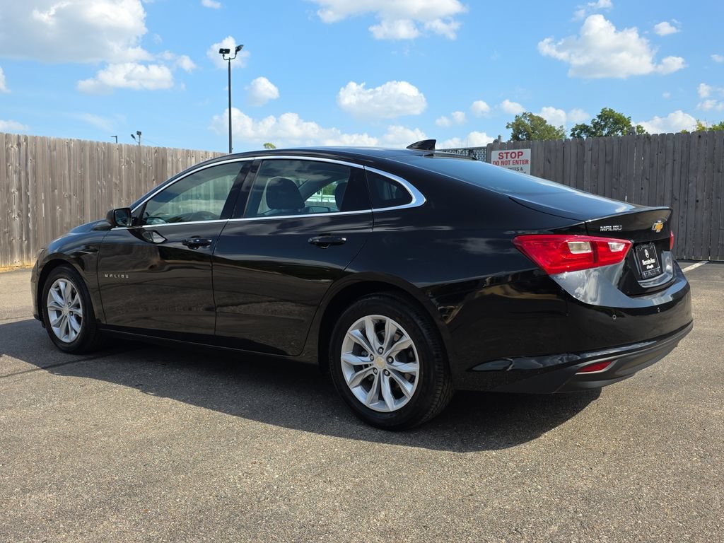 Used 2023 Chevrolet Malibu LT w/ Driver Confidence Package FWD image 3