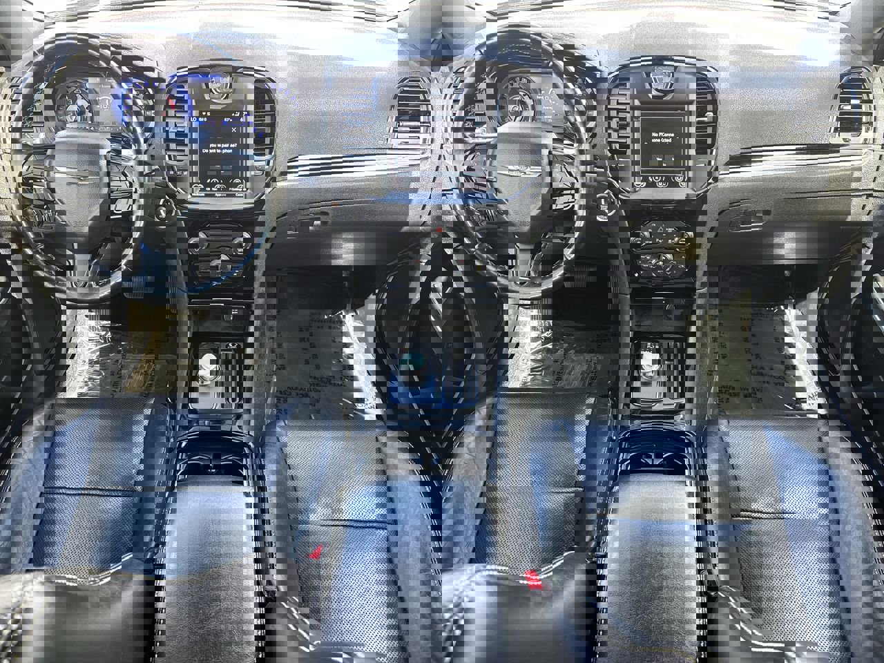 Used 2022 Chrysler 300 S w/ Comfort Group RWD image 12