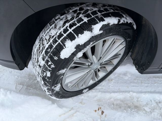 Used 2021 Hyundai Kona SEL Plus AWD/4WD image 16