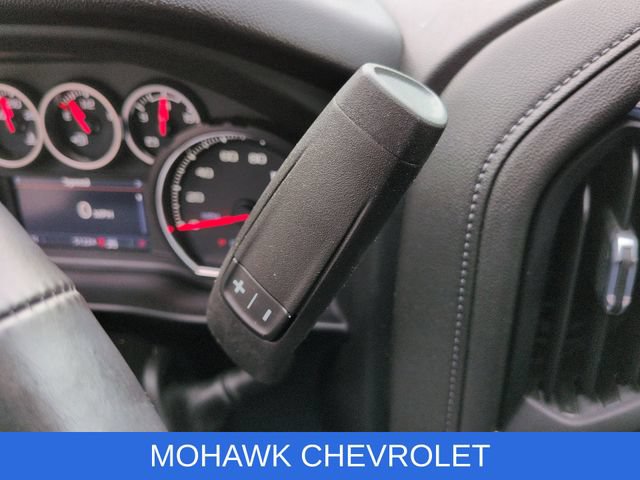 Certified 2022 Chevrolet Silverado 1500 LT AWD/4WD image 17