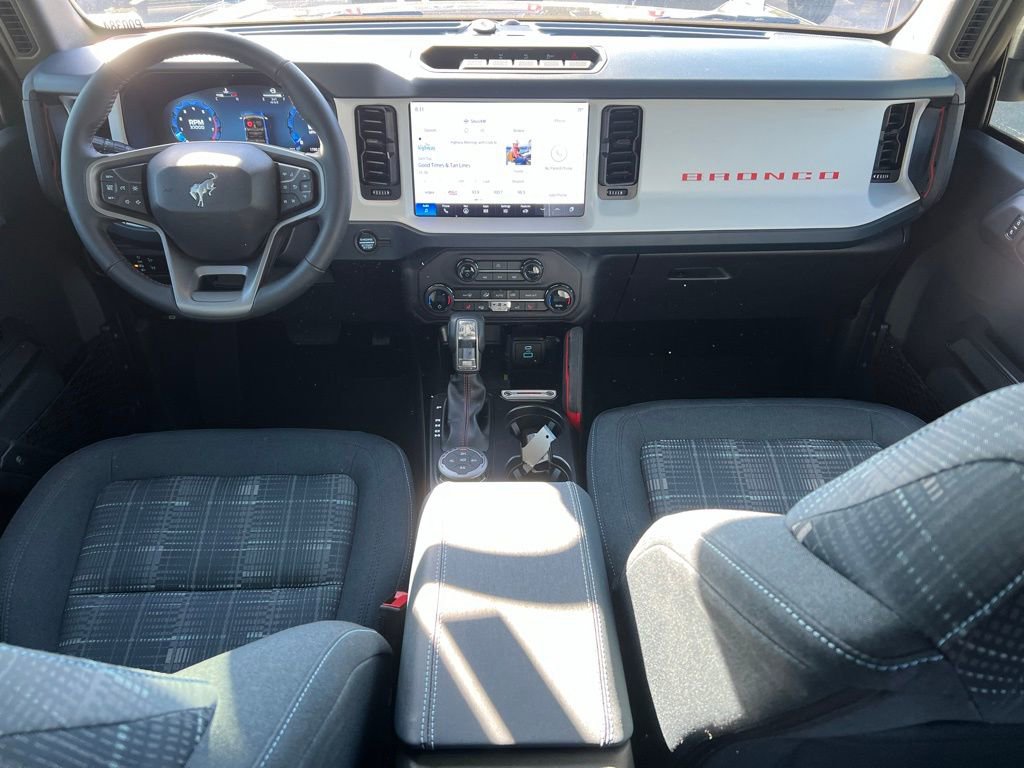 Used 2025 Ford Bronco Heritage Edition image 25