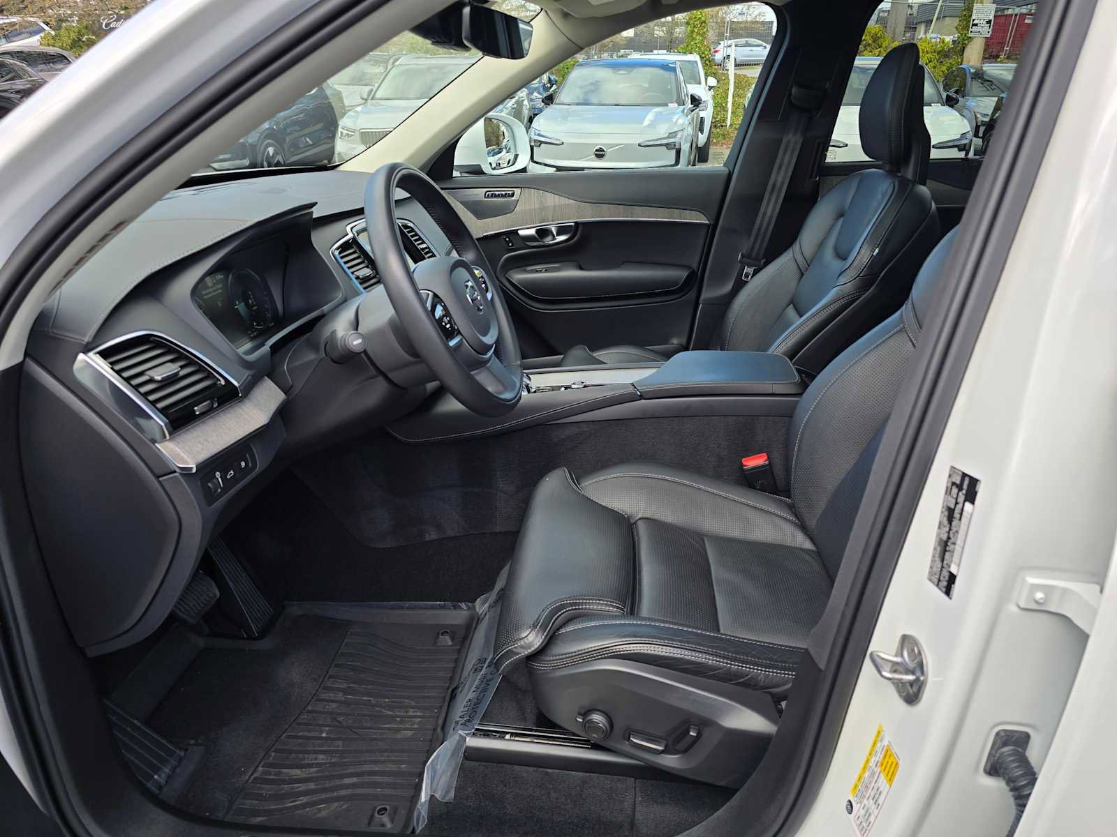 Certified 2022 Volvo XC90 T8 Inscription w/ Advanced Package image 20