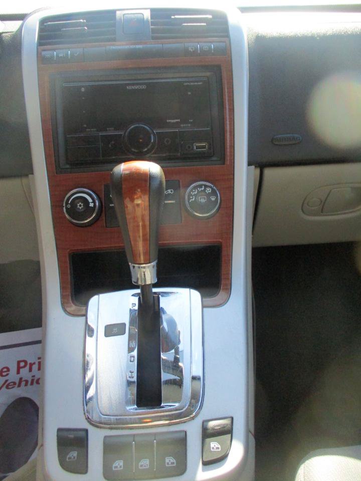 Used 2007 Chevrolet Equinox LT AWD/4WD image 11