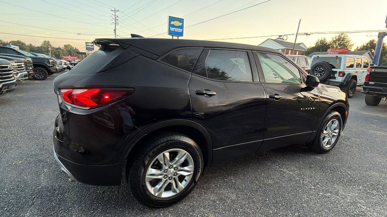 Used 2021 Chevrolet Blazer LT FWD image 8