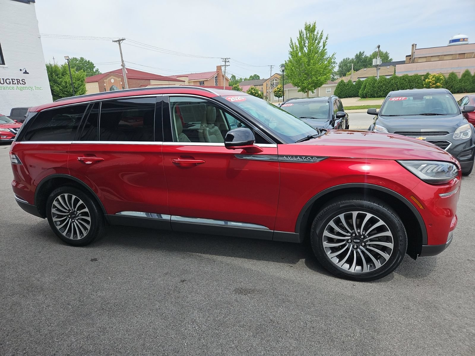 Used 2020 Lincoln Aviator Reserve w/ Equipment Group 201A AWD/4WD image 9