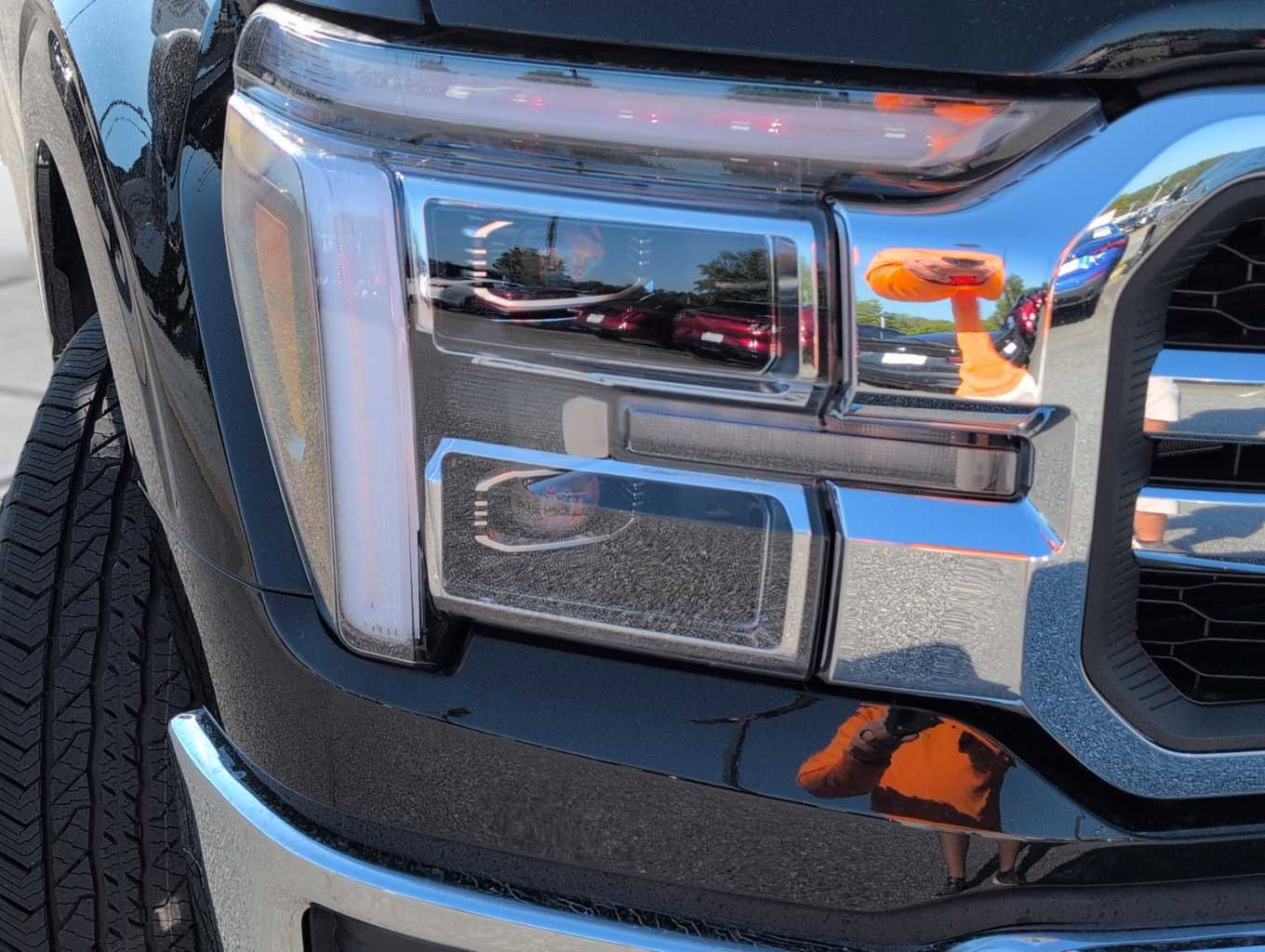 New 2025 Ford F150 Lariat w/ Equipment Group 501A Mid image 3