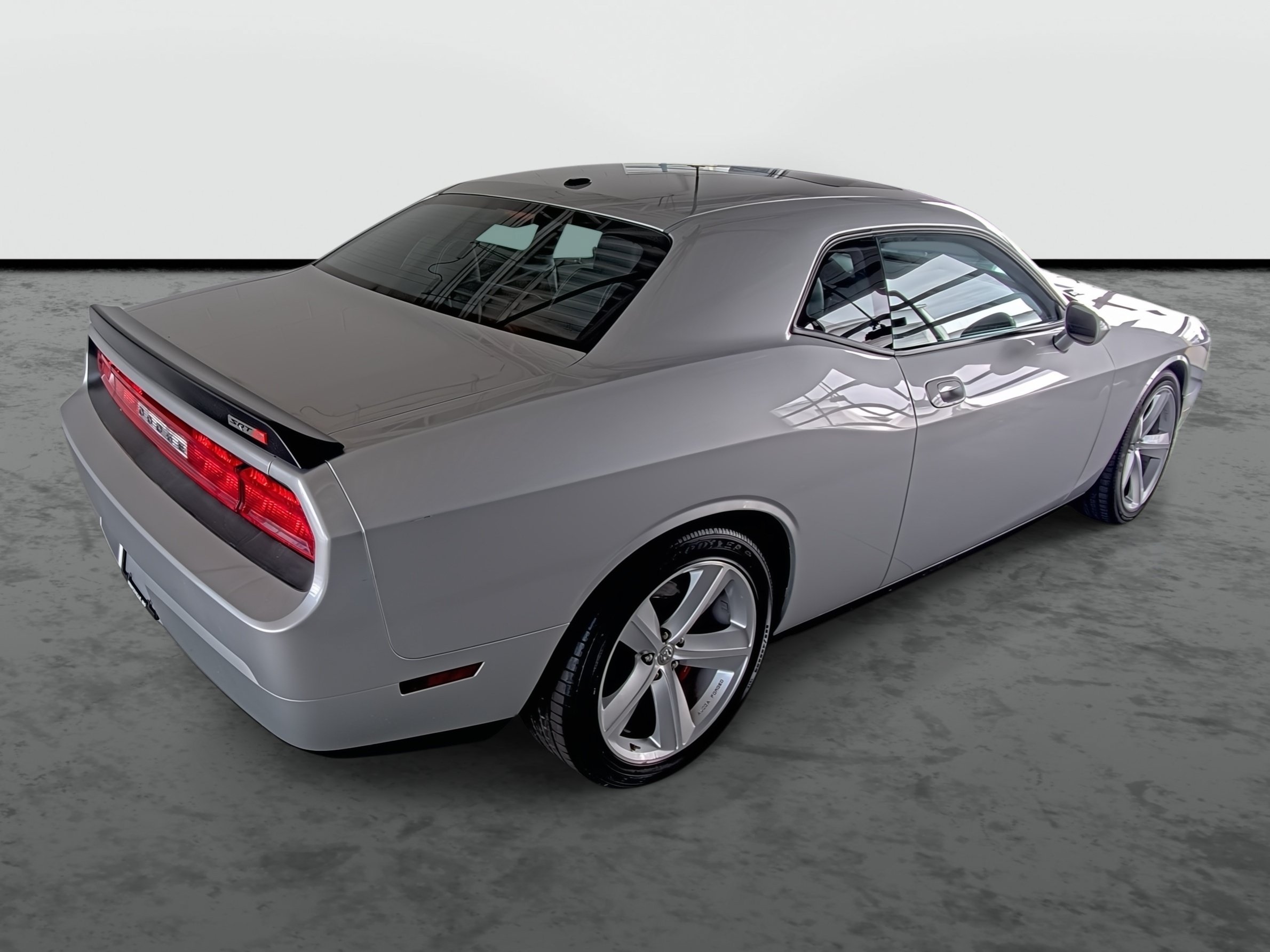 Used 2008 Dodge Challenger SRT8 RWD image 14