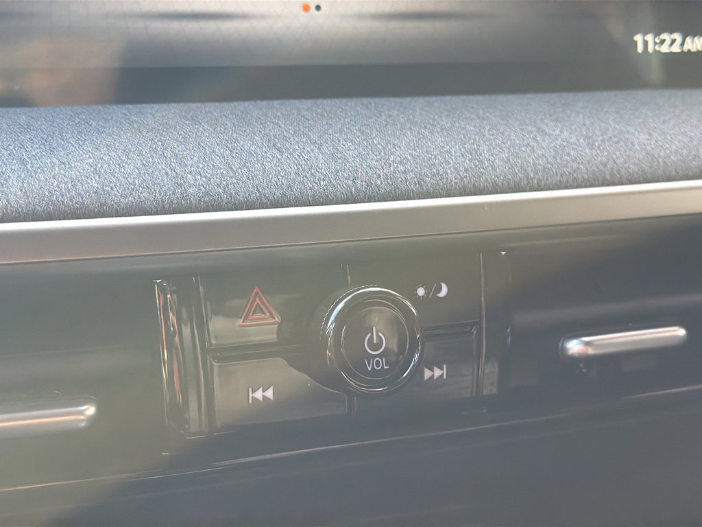 New 2026 Nissan Kicks SV w/ Cold Weather Package image 25