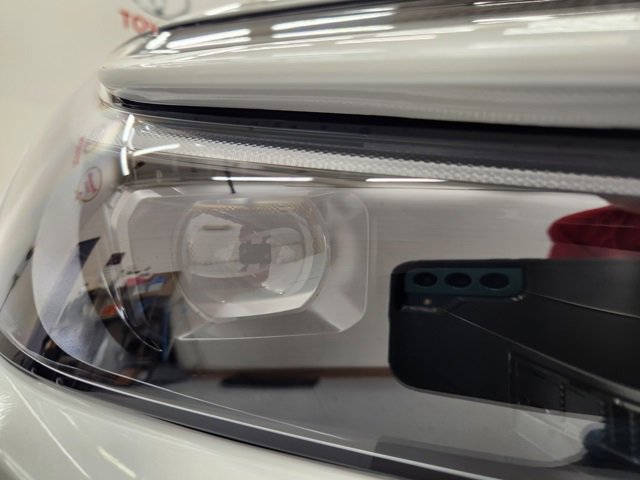 New 2026 Toyota Prius Plug-In Hybrid image 10