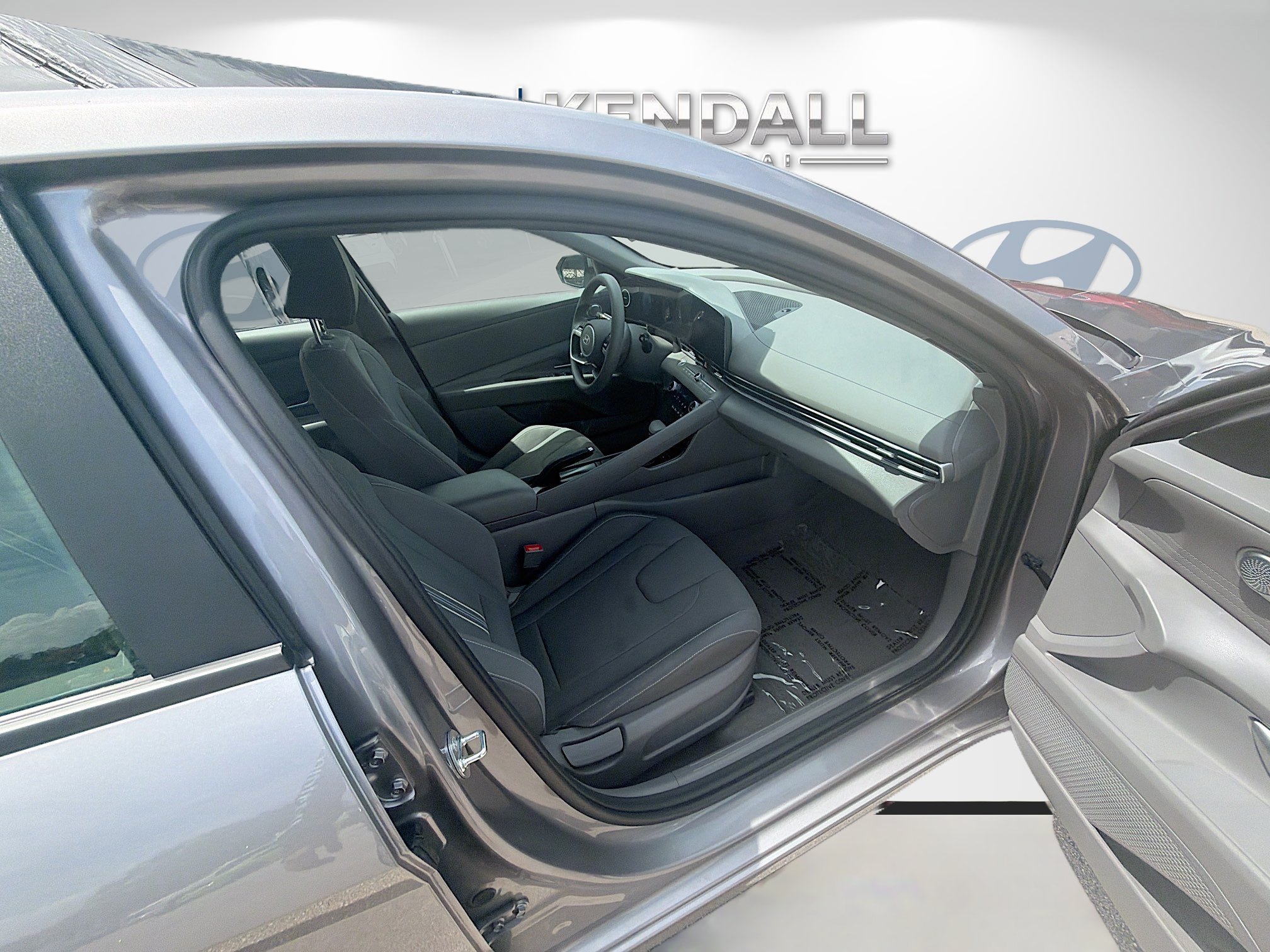 Used 2024 Hyundai Elantra SEL FWD image 28