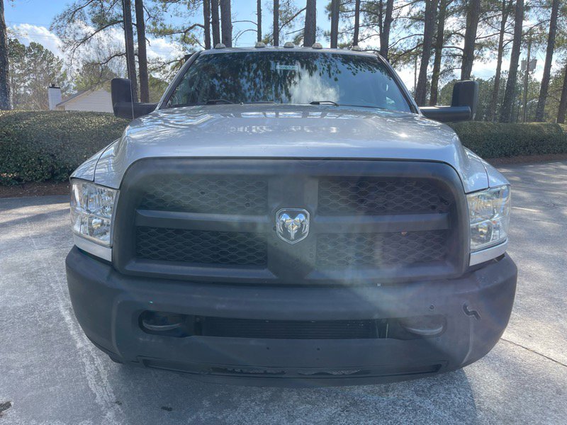 Used 2018 RAM 3500 Tradesman image 10