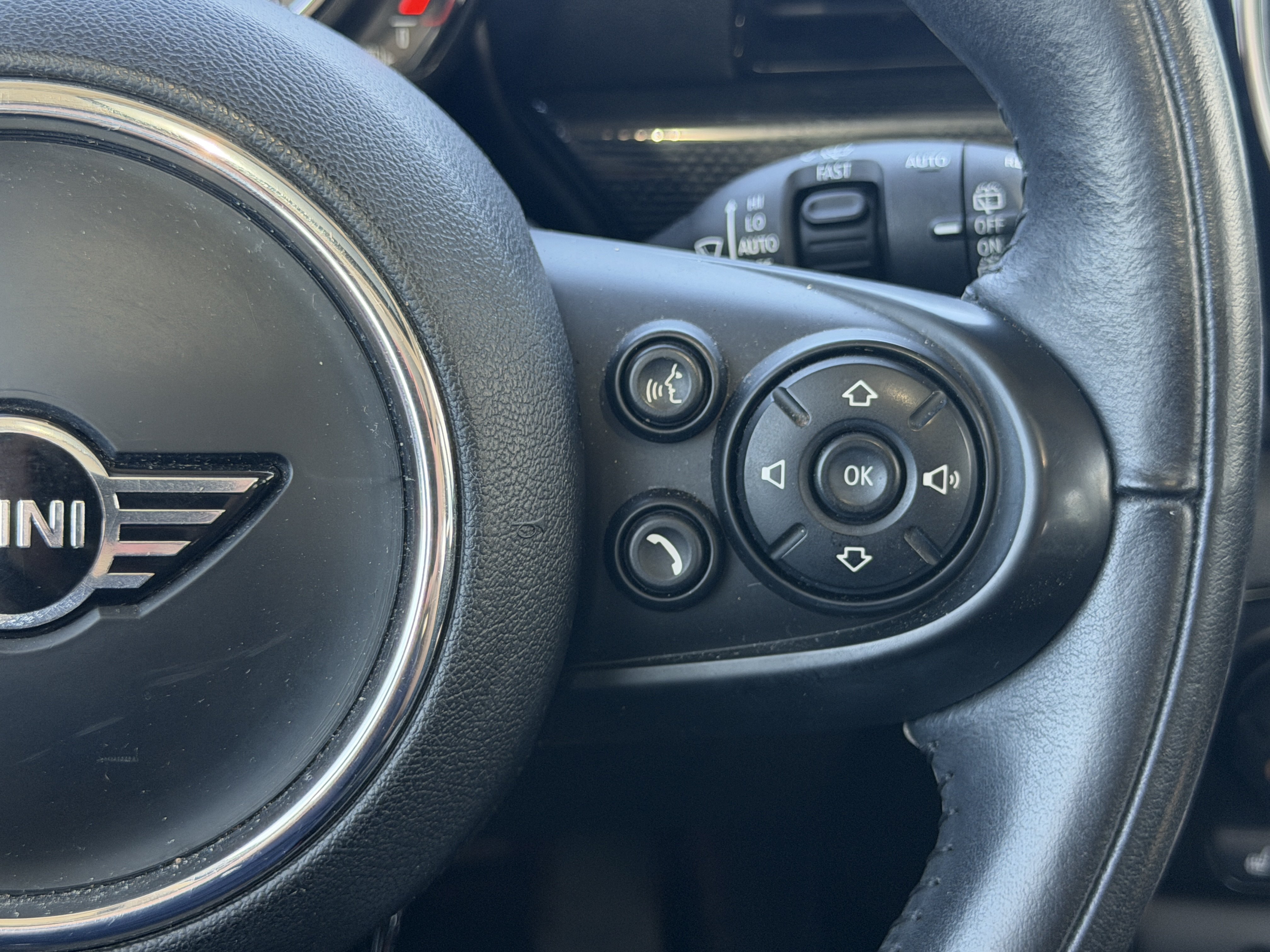 Used 2019 MINI Cooper Clubman ALL4 AWD/4WD image 32
