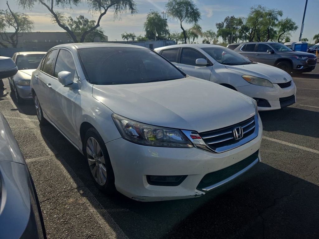 Used 2014 Honda Accord Touring image 3