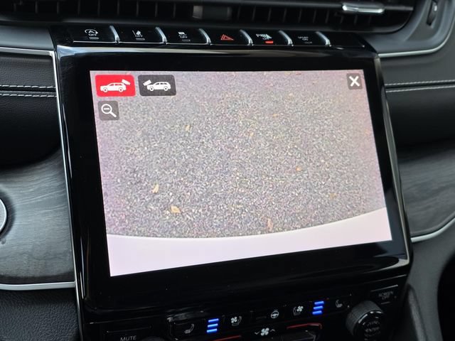 Used 2024 Jeep Grand Cherokee Limited w/ Luxury Tech Group II RWD image 21